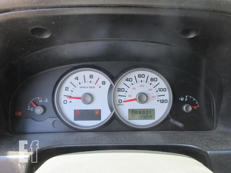 2005-ford-escape-xlt-image-9