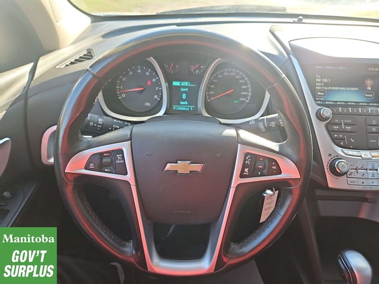 2013-chevrolet-equinox-image-18