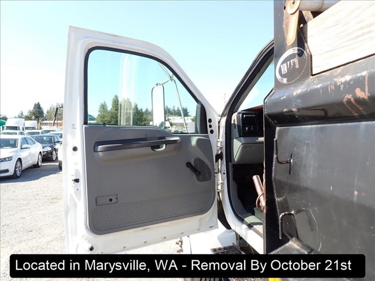 2005-ford-f650-image-10