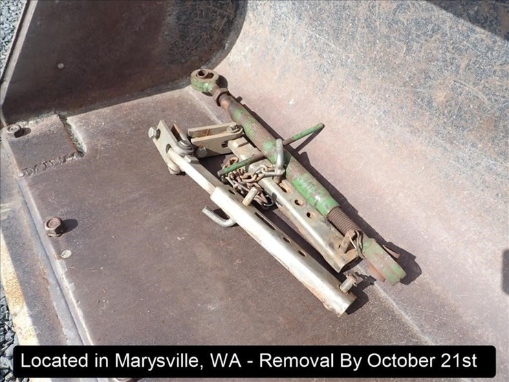 2009-new-holland-t2420-image-28