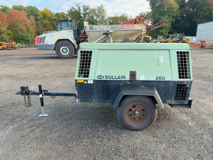2009-sullair-260dpq-image-2