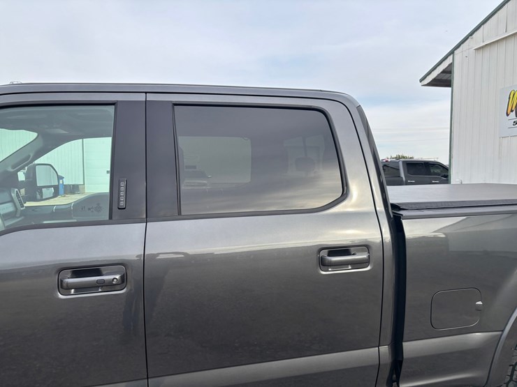 2020-ford-f350-image-28