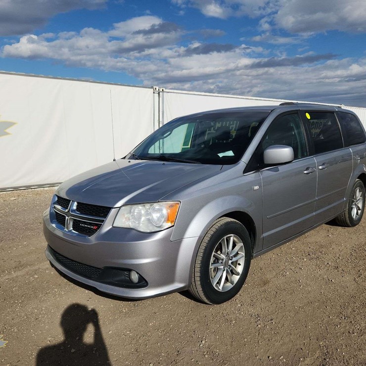 2014 DODGE GRAND CARAVAN SE