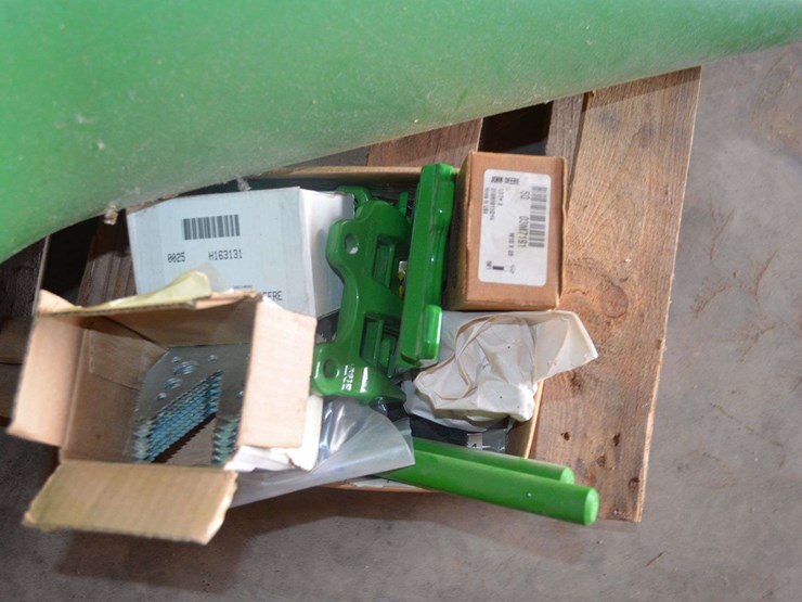 2016-john-deere-630f-image-22