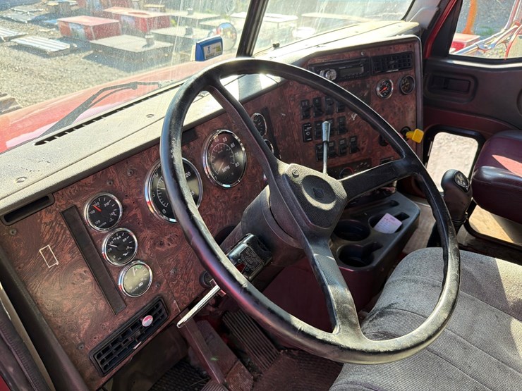 2000-international-9200-image-51