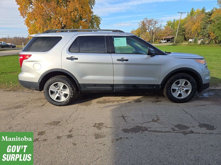 2013-ford-explorer-image-8