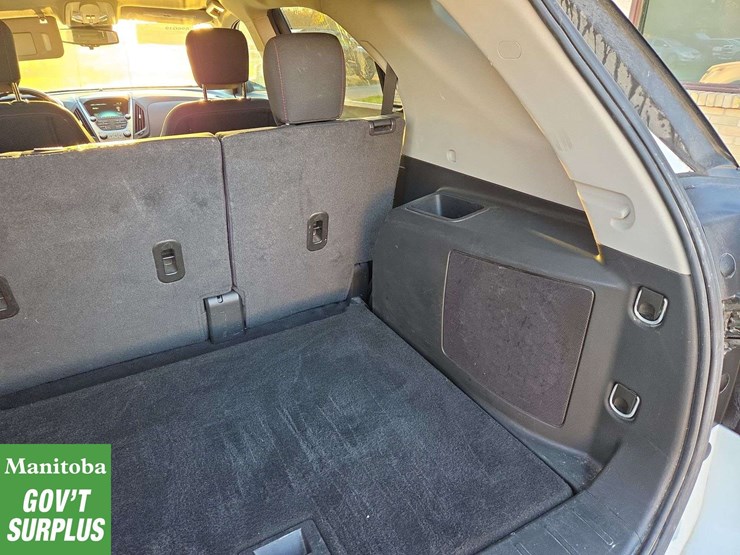 2016-chevrolet-equinox-image-26