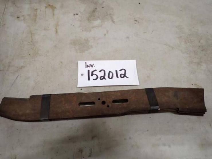 qty-of-3-19"-lawn-mower-blades-image-2