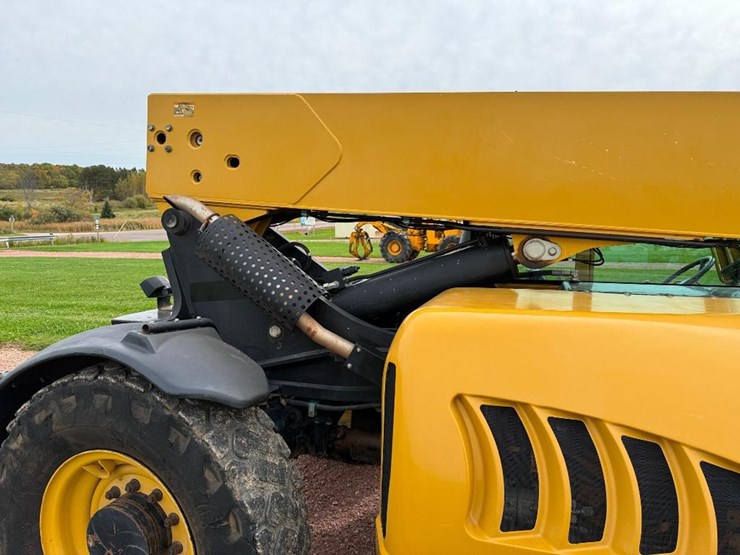 2007-caterpillar-tl943-image-16