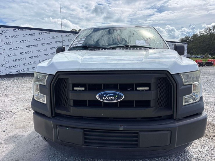 2016-ford-f150-image-21