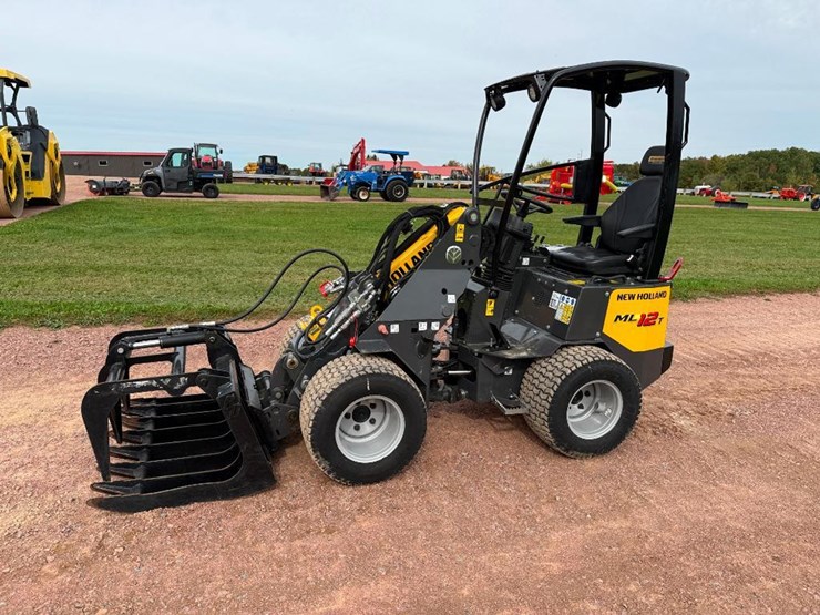 2024-new-holland-ml12t-image-1
