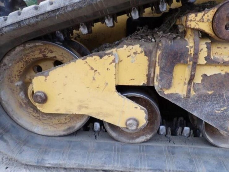 2019-caterpillar-259d-image-37