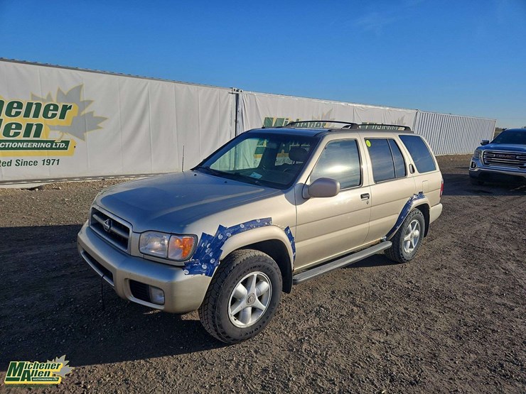 1999-nissan-pathfinder-image-1