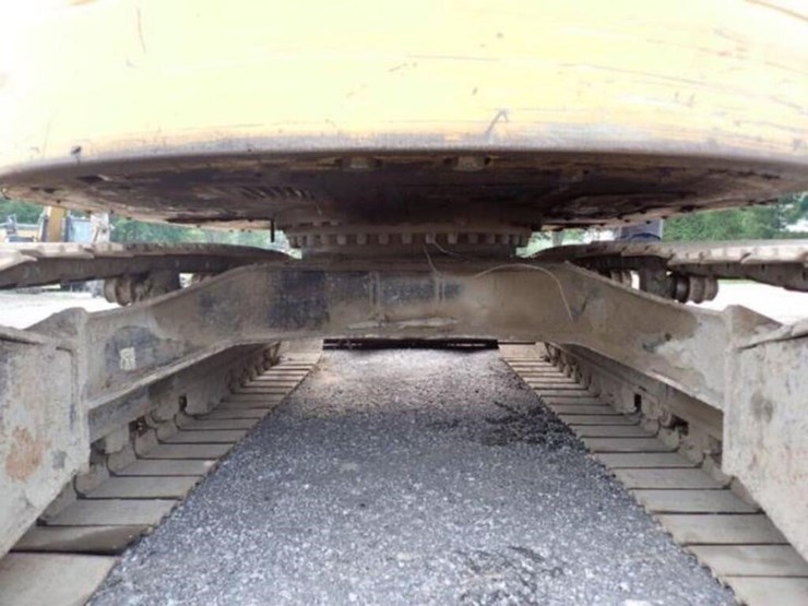 2017-caterpillar-315fl-image-52