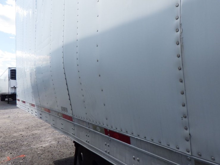 2012-utility-reefer-image-27