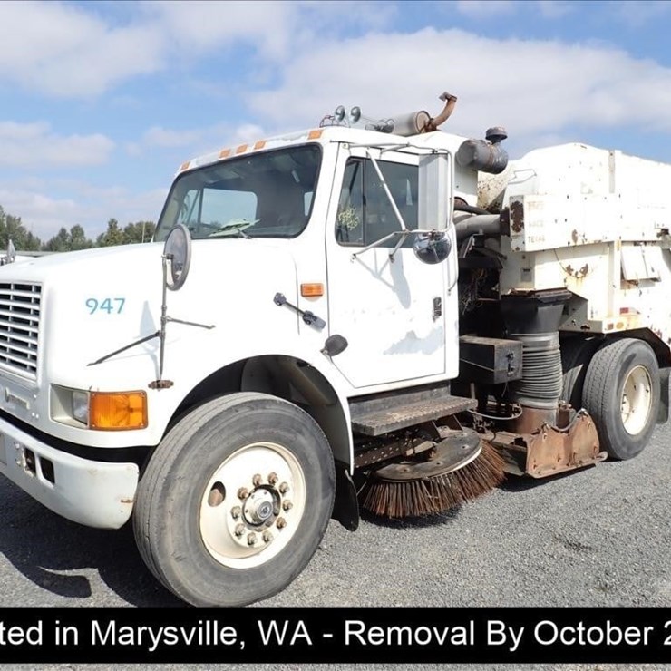 1993 INTERNATIONAL 4700