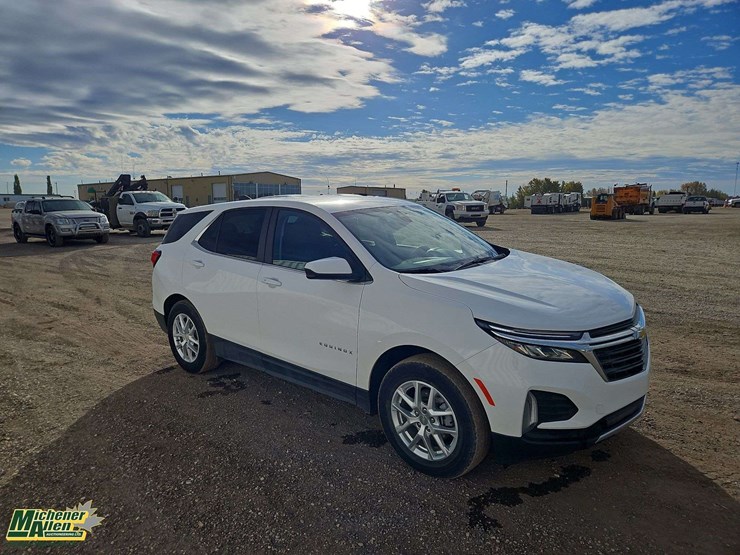 2022-chevrolet-equinox-image-2