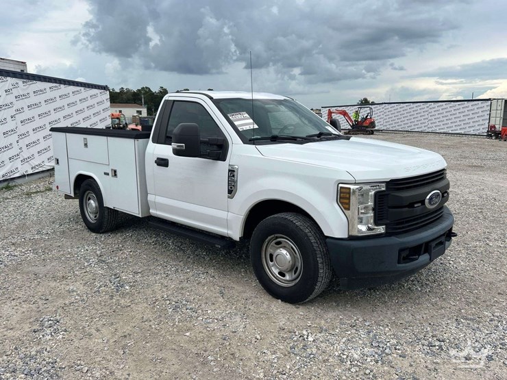 2018-ford-f250-image-2