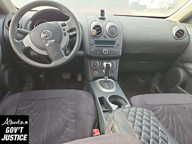 2009-nissan-rogue-s-image-9