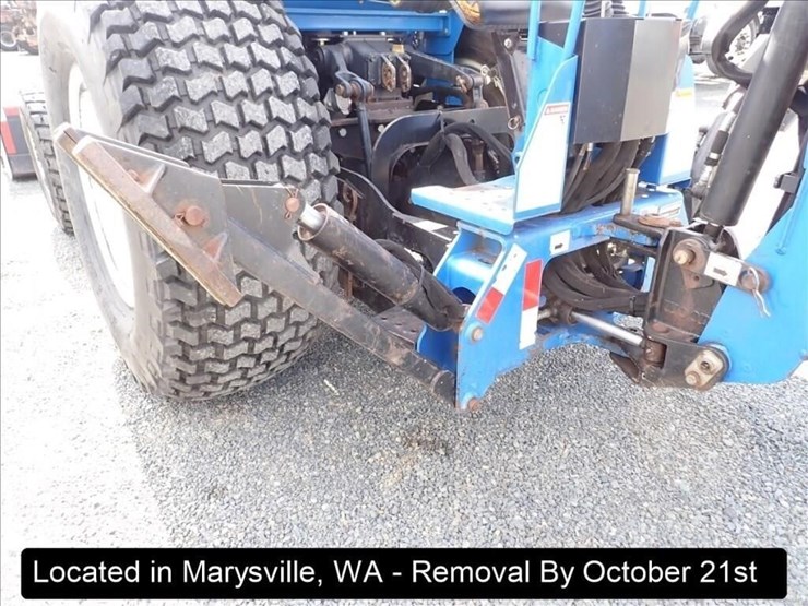 2009-new-holland-t2420-image-31