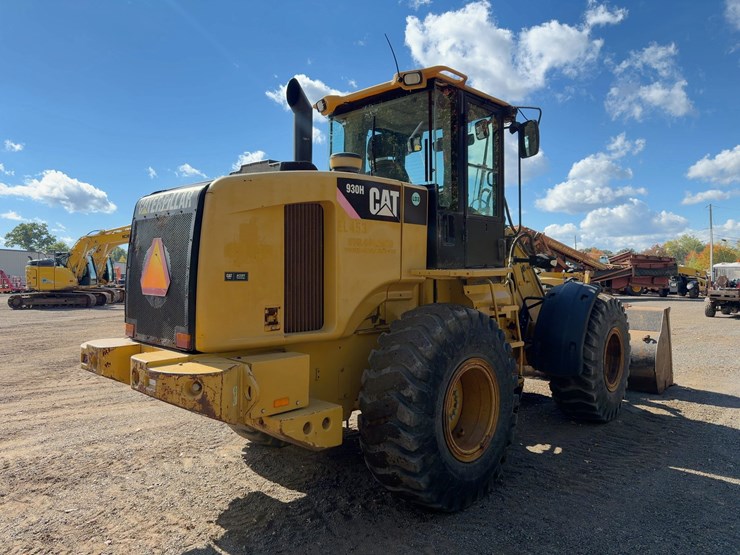 2010-caterpillar-930h-image-5