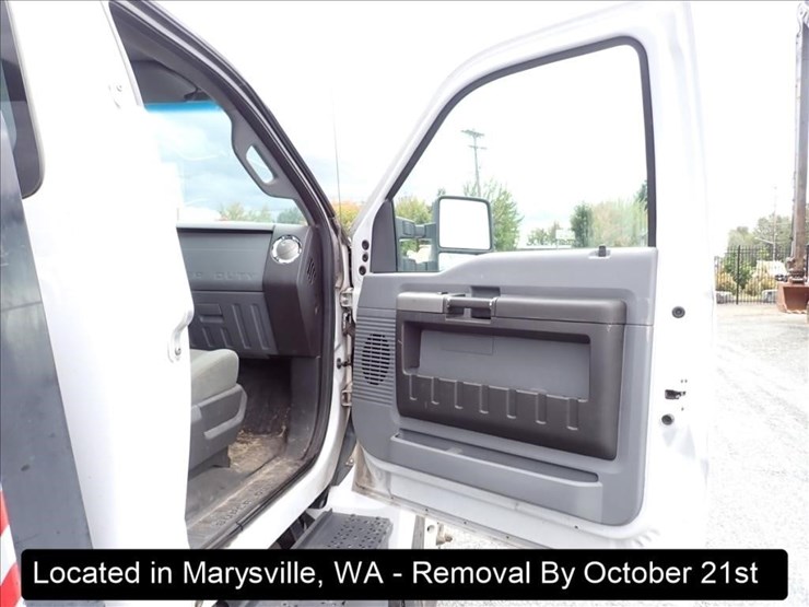 2017-ford-f650-image-17