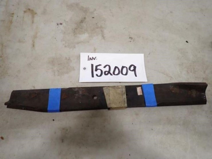 qty-of-2-17"-lawn-mower-blades-image-1