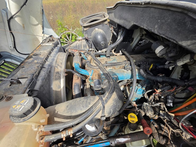 2007-international-durastar-4400-image-43