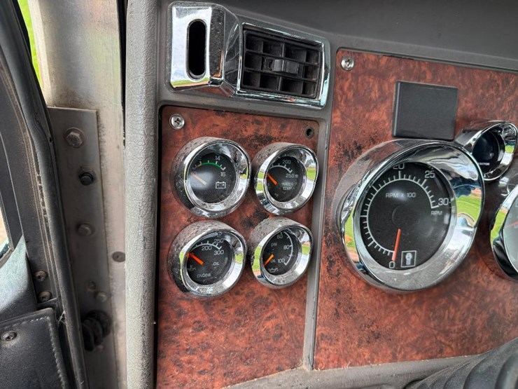 kenworth-t800-image-69