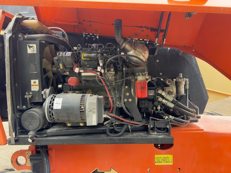 2016-jlg-600s-image-15