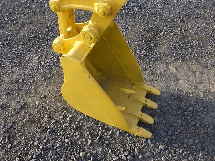 komatsu-pc35mr-1-image-9