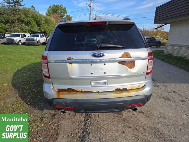 2013-ford-explorer-image-6