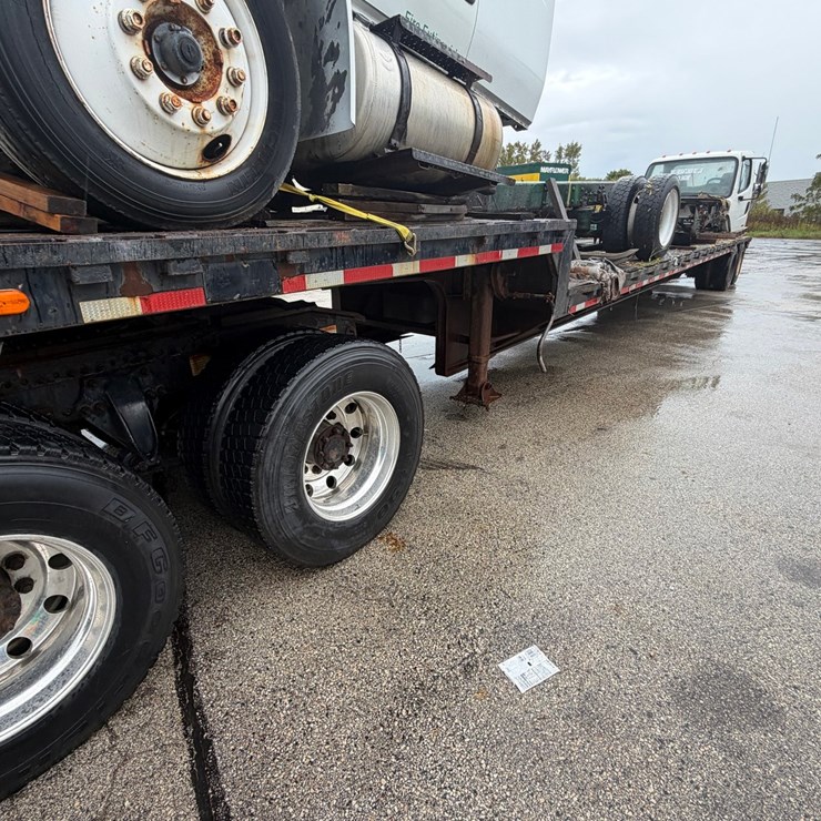 #1658 • 1988 Dorsey 48' Step Deck Semi Trailer