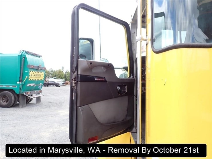 2008-kenworth-t300-image-14
