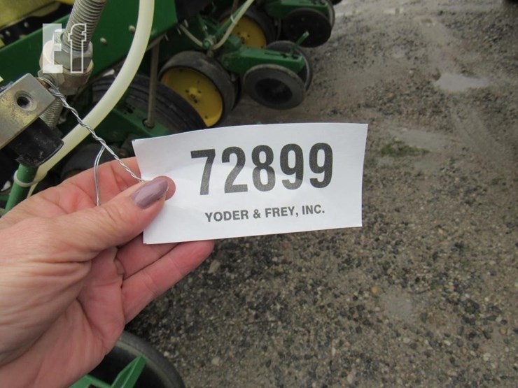 john-deere-7200-image-11