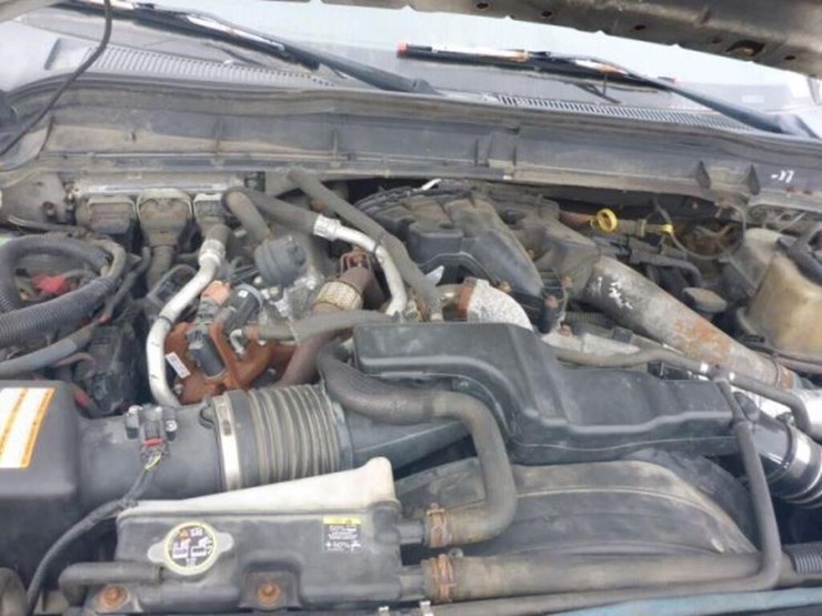 2011-ford-f550-xl-image-25