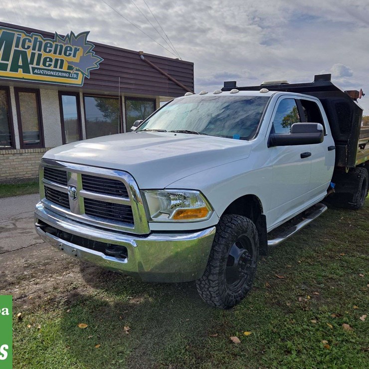 2011 DODGE 3500