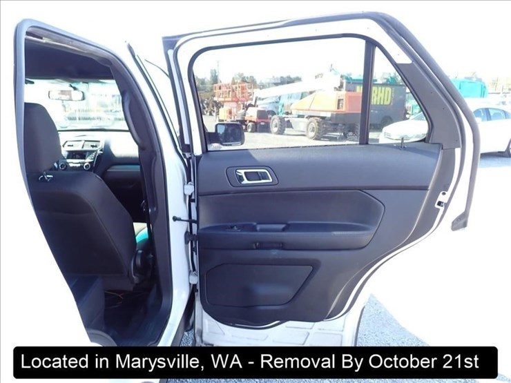 2016-ford-explorer-image-2
