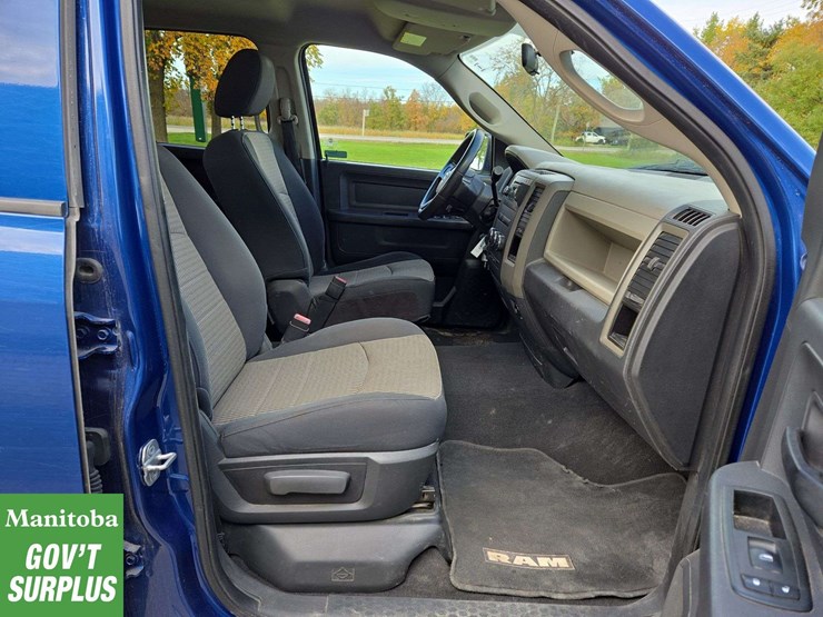 2010-dodge-ram-1500-image-28