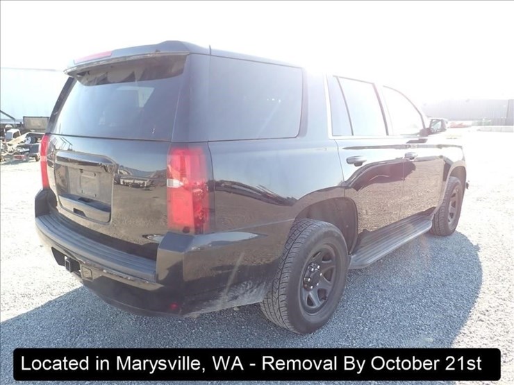 2016-chevrolet-tahoe-image-15