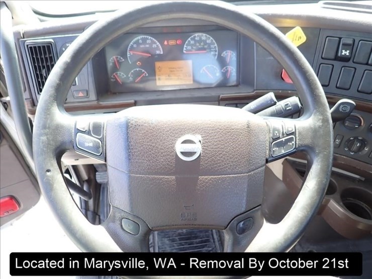 2014-volvo-vn-image-14