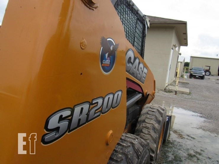2013-case-sr200-image-15