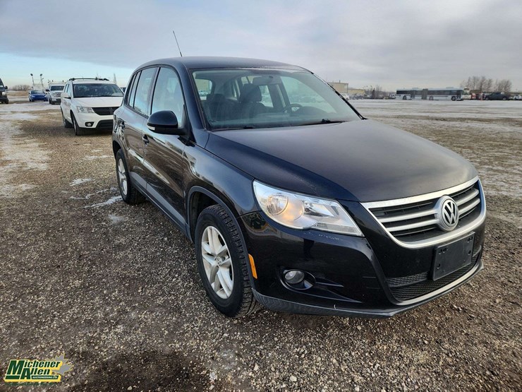 2009-volkswagen-tiguan-image-2