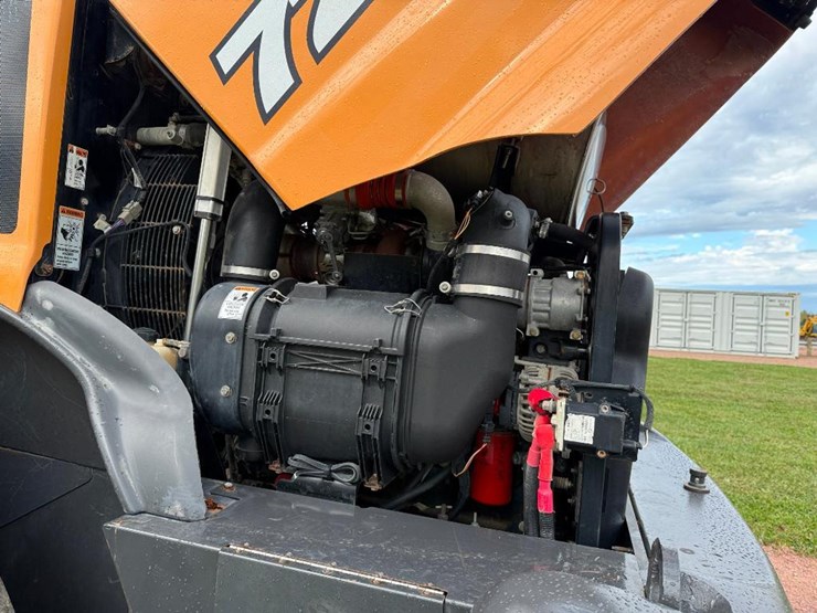 2019-case-721g-image-36