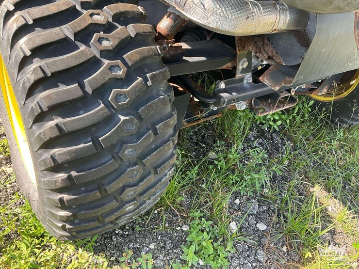 john-deere-gator-image-28