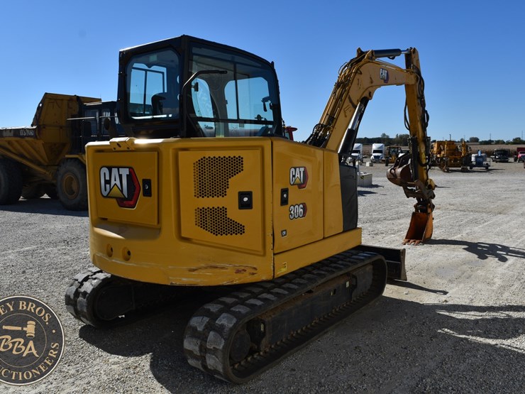 2023-caterpillar-306cr-image-21