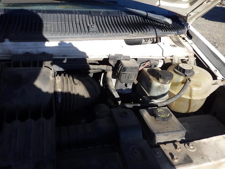 2006-ford-e250-image-17