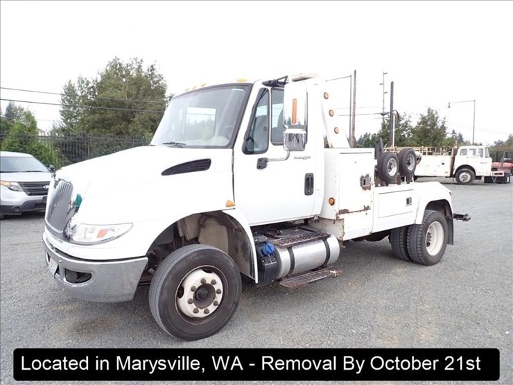 2015-international-4300-image-1