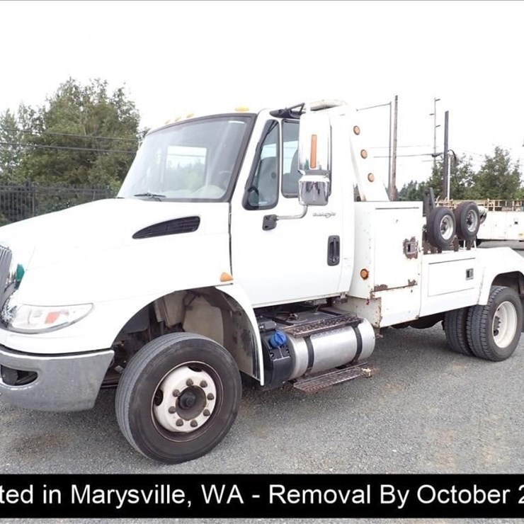 2015 INTERNATIONAL 4300