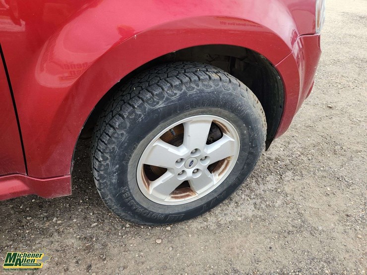 2012-ford-escape-xlt-image-11